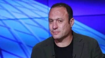 ذكرى ليلة الذئاب.. نادر السيد يحكي كواليس تتويج الزمالك بالسوبر الأفريقي التاريخي